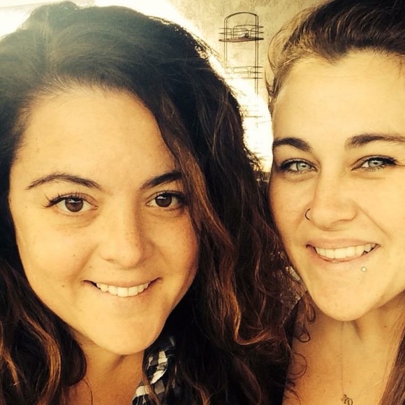 Meet your Posher, Nessa - Picture 3 of 12